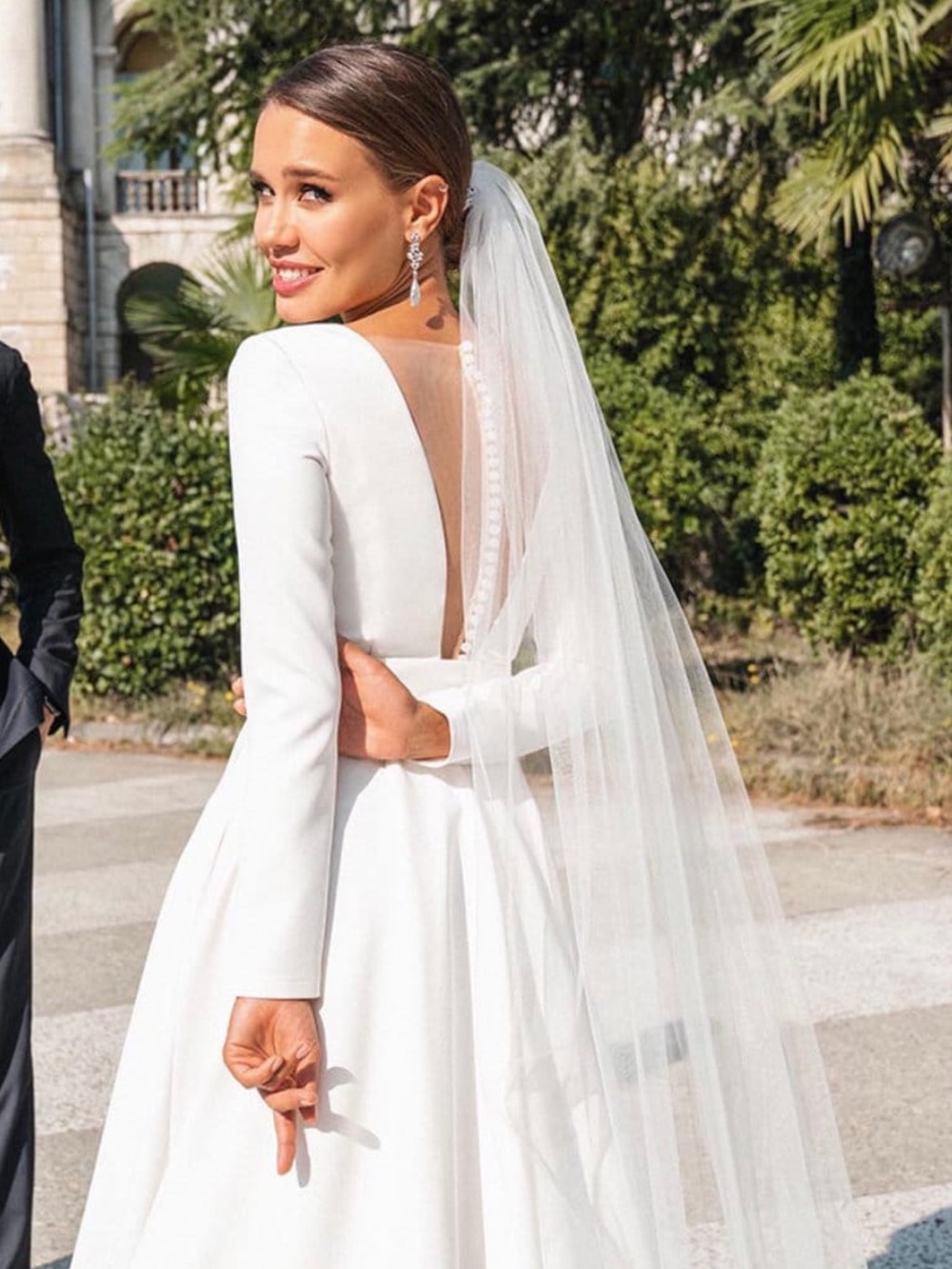 Wedding Veil Light Ivory 52in NWT